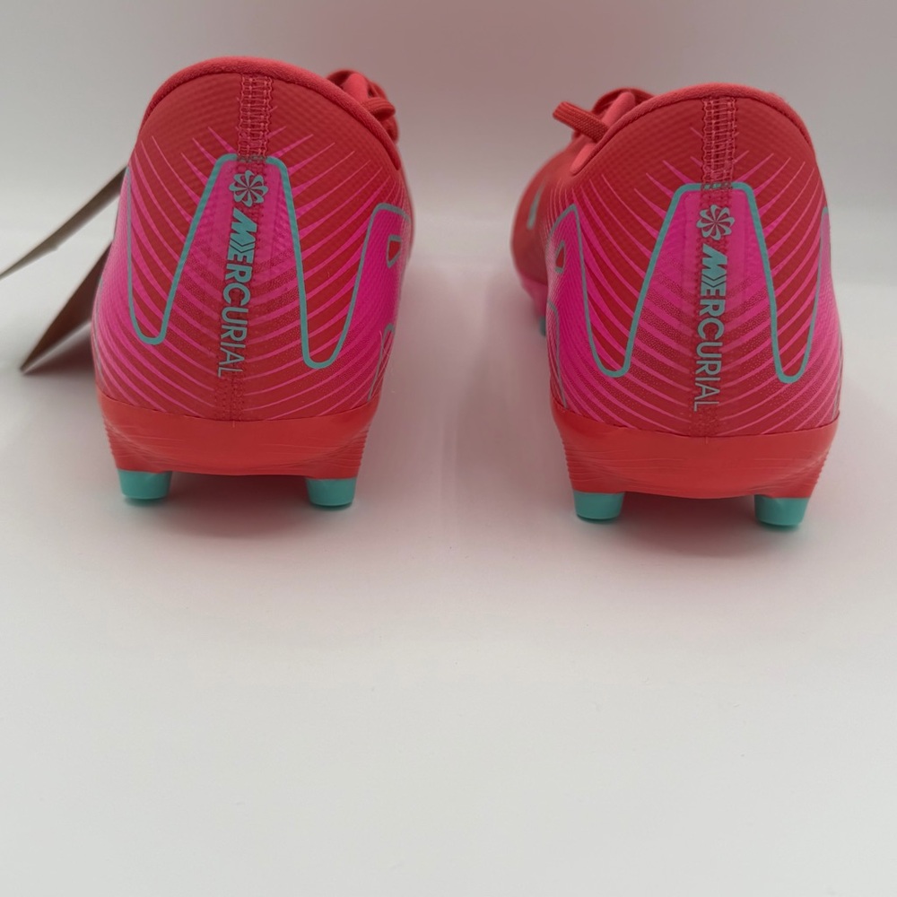 Nike Mercurial Vapor 16‎ Academy Soccer Cleat Size 11 FQ8374-800 - Picture 4 of 6